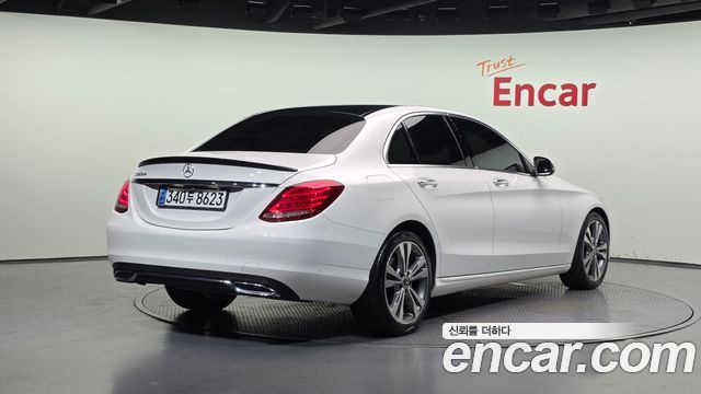 Mercedes-Benz C-Class W205 C220 d Avantgarde - фото 1