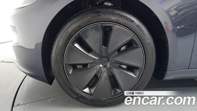 Tesla Model 3 RWD - фото 3