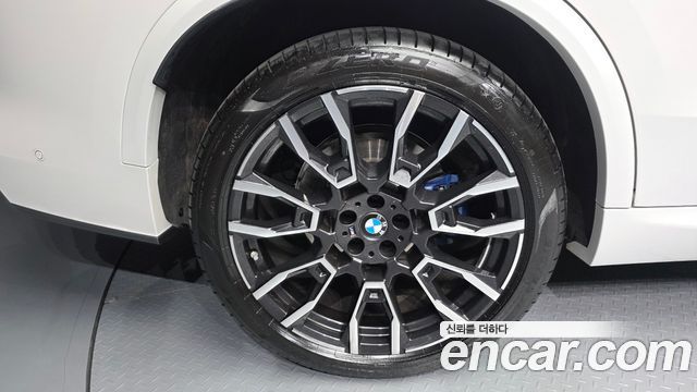 BMW X5 G05 xDrive 40i M Sport - фото 4