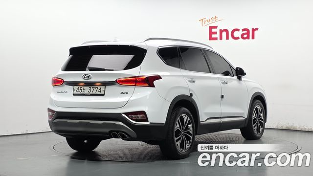 Hyundai Santafe TM Diesel 2.0 2WD Prestige - фото 1
