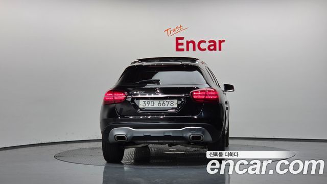Mercedes-Benz GLA-Class X156 GLA220 Premium - фото 3