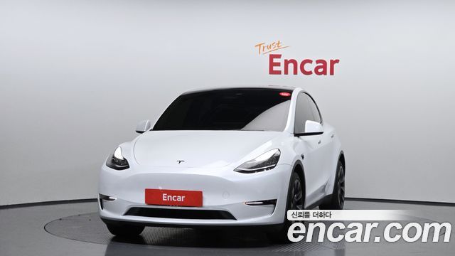 Tesla Model Y Long Range AWD - фото 2