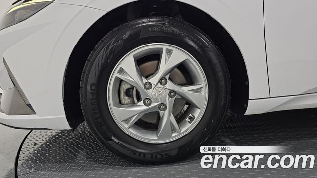 Hyundai Avante CN7 1.6 Smart - фото 4