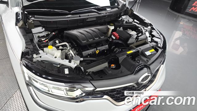 Renault Samsung QM6 Новый 2.0 LPe RE Signature 2WD - фото 4