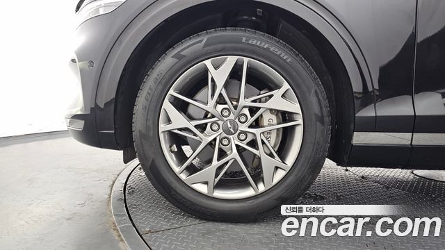 Genesis GV70 2.5T Gasoline AWD - фото 4