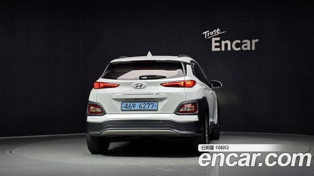 Hyundai Kona Modren - фото 3