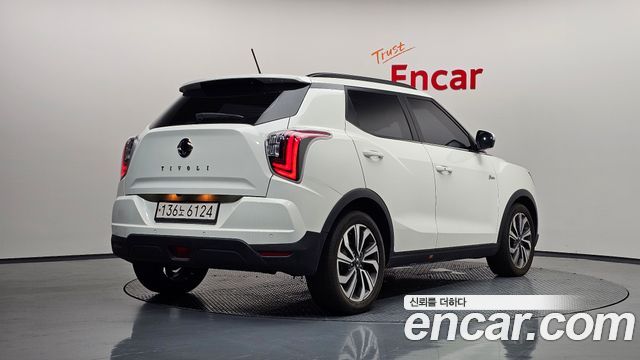 SsangYong Tivoli Gasoline 1.5 2WD V3 Special - фото 1