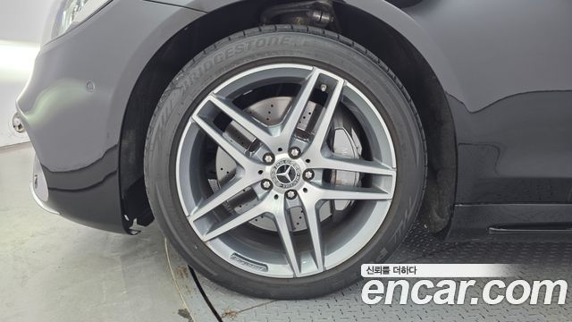 Mercedes-Benz S-Class W222 S350 d 4MATIC AMG Line - фото 4