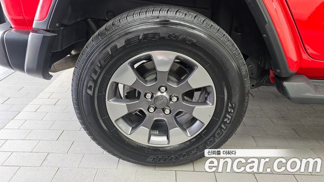 Jeep Wrangler JL 2.0 Overland 4Door - фото 4