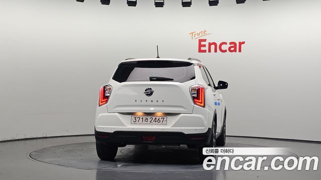 SsangYong Tivoli Gasoline 1.5 2WD V3 - фото 3