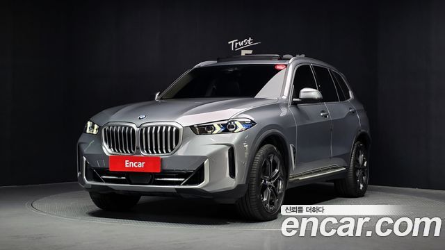 BMW X5 G05 xDrive 40i xLine - фото 0