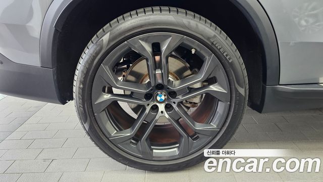 BMW X5 G05 xDrive 40i xLine - фото 4