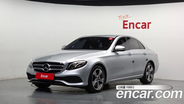 Mercedes-Benz E-Class W213 E300 4MATIC Avnatgarde - фото 0