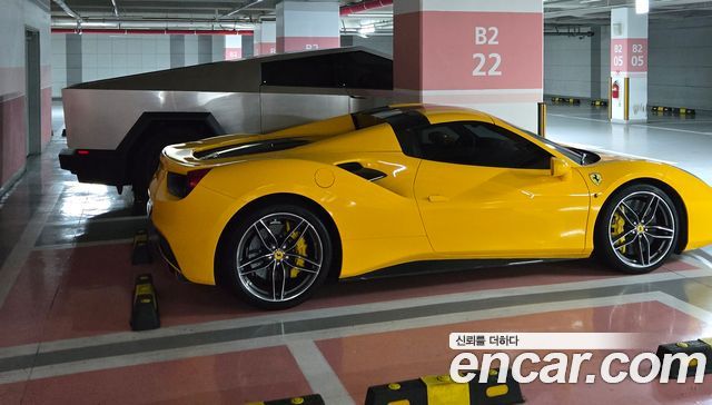 Ferrari 488 3.9 - фото 4