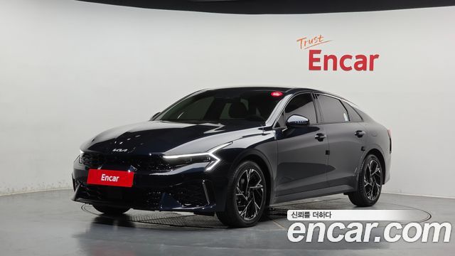 Kia K5 Новый 3-го поколения 2.0 Signature - фото 0