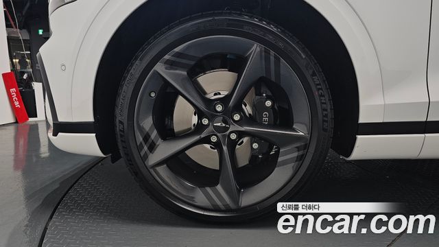 Genesis GV70 2.5T Gasoline AWD - фото 4