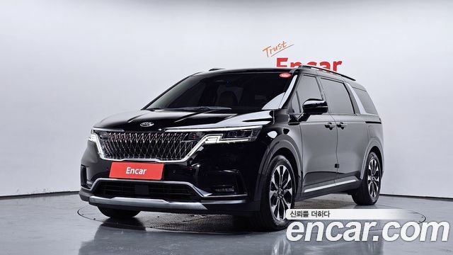 Kia Carnival 4-го поколения 9-Seater Signature - фото 0