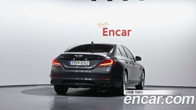 Genesis G70 2.0T Elite - фото 3
