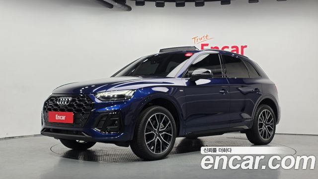 Audi Q5 FY 45 TFSI Quattro Premium - фото 0