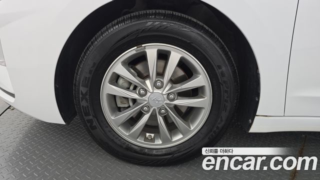 Hyundai Avante Новый AD 1.6 Style - фото 4