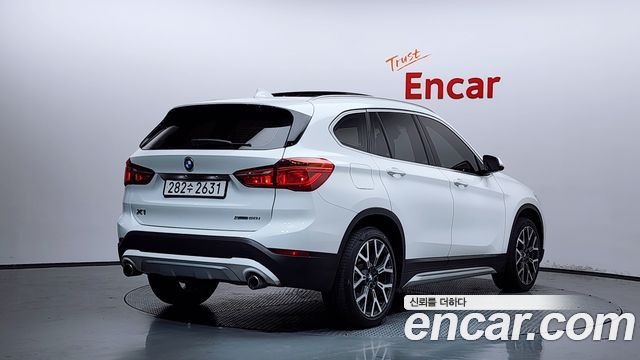 BMW X1 F48 xDrive 20i xLine - фото 1