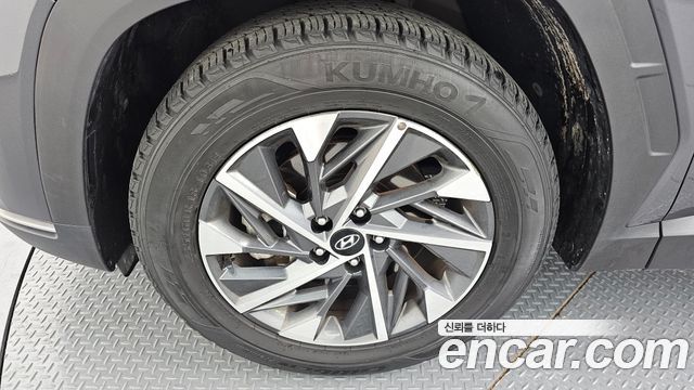 Hyundai Tucson NX4 Diesel 2.0 2WD Premium - фото 4