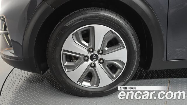 Kia Niro Новый 1.6 HEV Luxury - фото 4