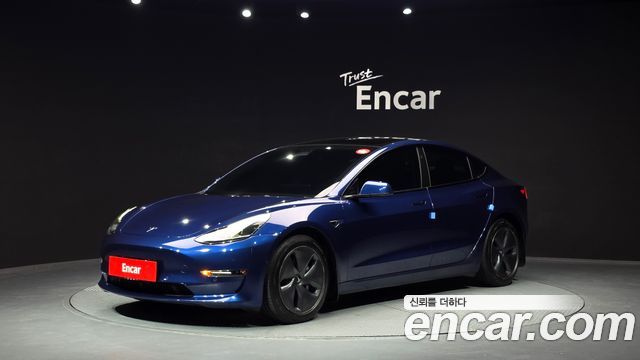 Tesla Model 3 Long Range AWD - фото 0