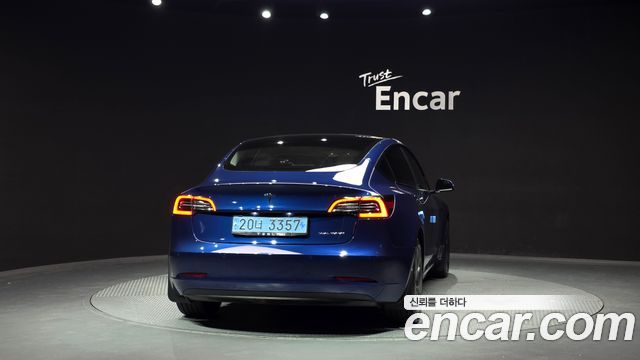 Tesla Model 3 Long Range AWD - фото 3