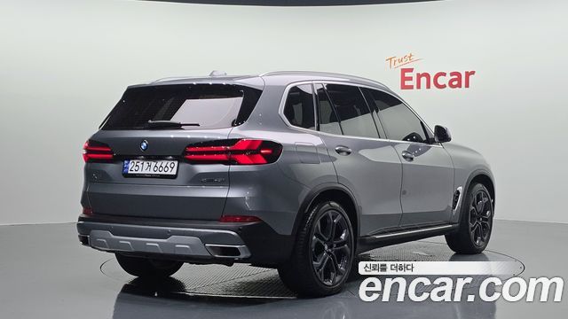 BMW X5 G05 xDrive 40i xLine - фото 1