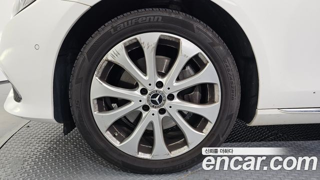 Mercedes-Benz E-Class W213 E220d Exclusive - фото 4