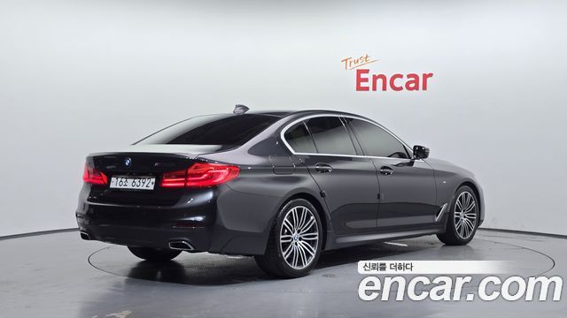 BMW 5-Series G30 530i M Sport Package Plus - фото 1