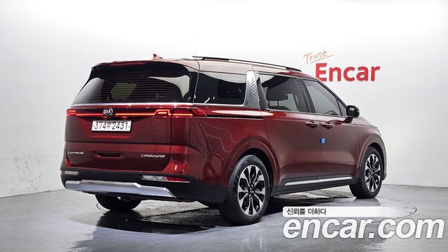 Kia Carnival 4-го поколения 7-Seater Signature - фото 1