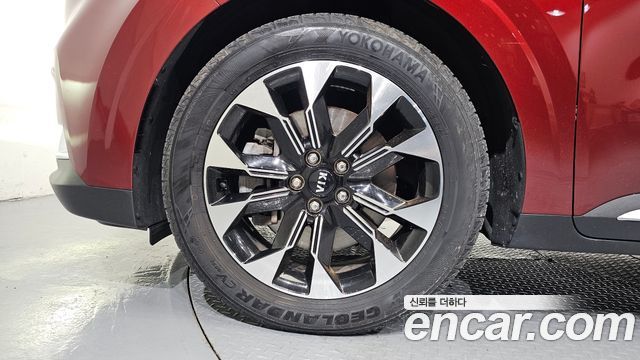 Kia Carnival 4-го поколения 7-Seater Signature - фото 4