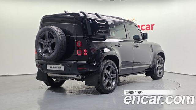 Land Rover Defender L663 110 P300 X-Dynamic SE - фото 1