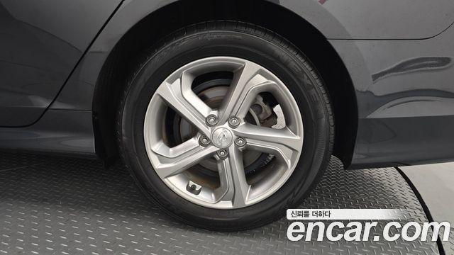 Hyundai Sonata 2.0 Smart Choice - фото 4