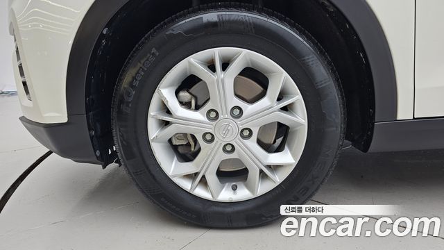 SsangYong Tivoli Gasoline 1.5 2WD V3 - фото 4