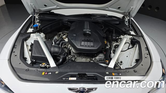 Genesis G70 2.0T Sport Package - фото 1