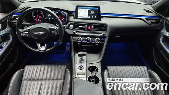 Genesis G70 2.0T Sport Package - фото 2