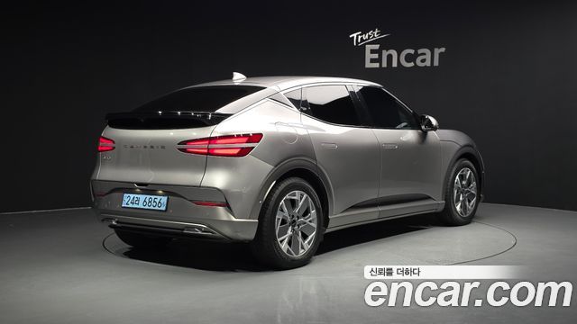 Genesis GV60 Standard - фото 1