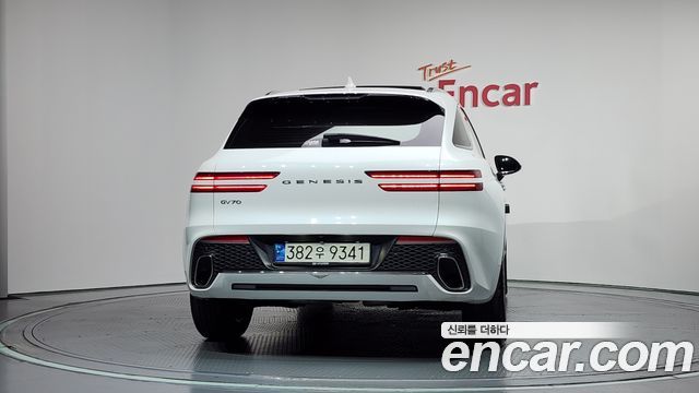 Genesis GV70 2.5T Gasoline 2WD - фото 3