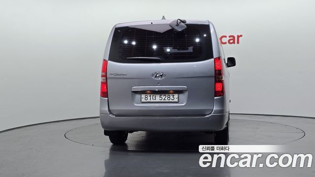 Hyundai Starex 5-Seater LPi VAN Smart - фото 3