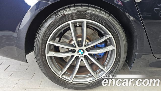 BMW 5-Series G30 523d M Sport - фото 4