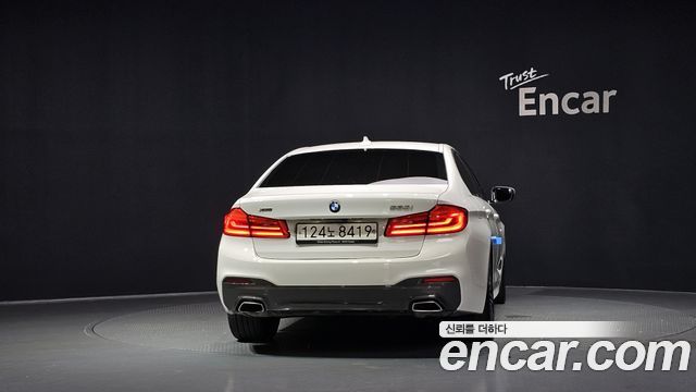 BMW 5-Series G30 530i xDrive M Sport Package Plus - фото 3