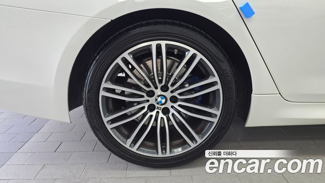 BMW 5-Series G30 530i xDrive M Sport Package Plus - фото 4