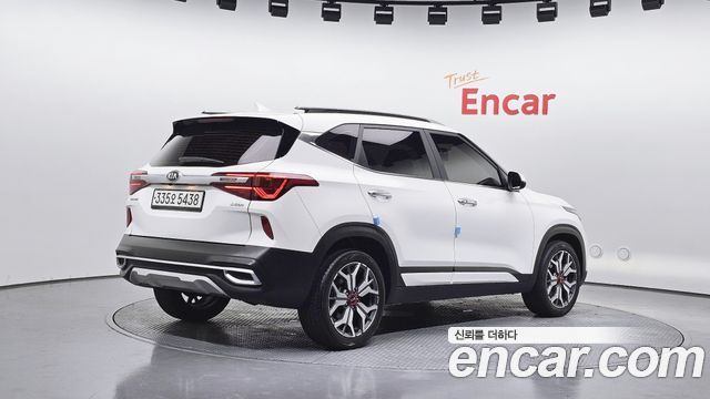 Kia Seltos Gasoline 1.6 Turbo 2WD Signature - фото 1