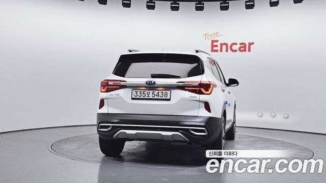 Kia Seltos Gasoline 1.6 Turbo 2WD Signature - фото 3