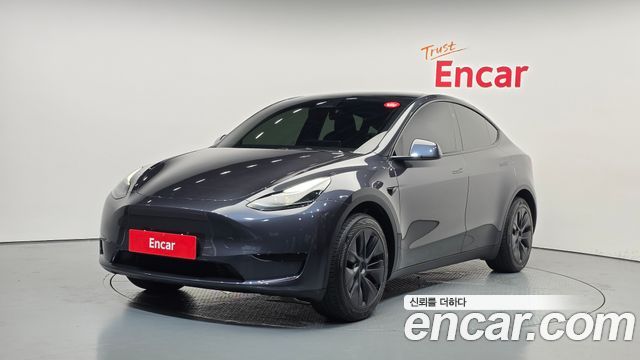 Tesla Model Y RWD - фото 0