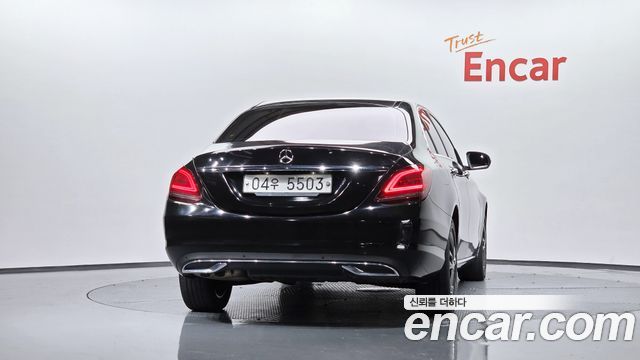 Mercedes-Benz C-Class W205 C220 d Avantgarde - фото 2