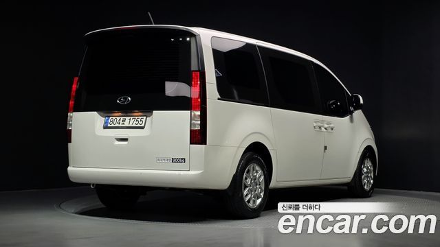 Hyundai Staria Cargo 3-Seater Modern - фото 1